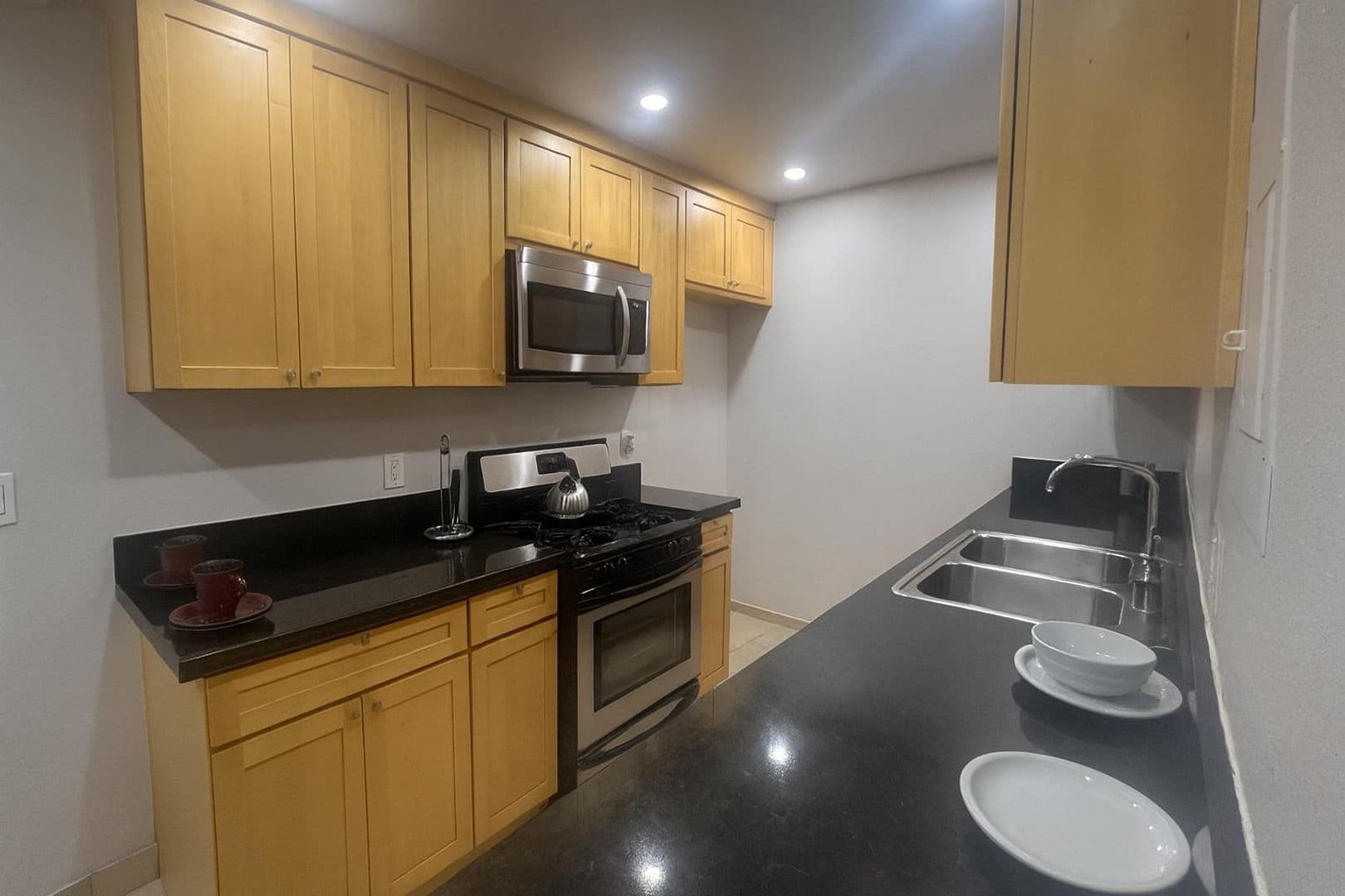 Los Angeles Apartment: 6311 Monterey Rd.