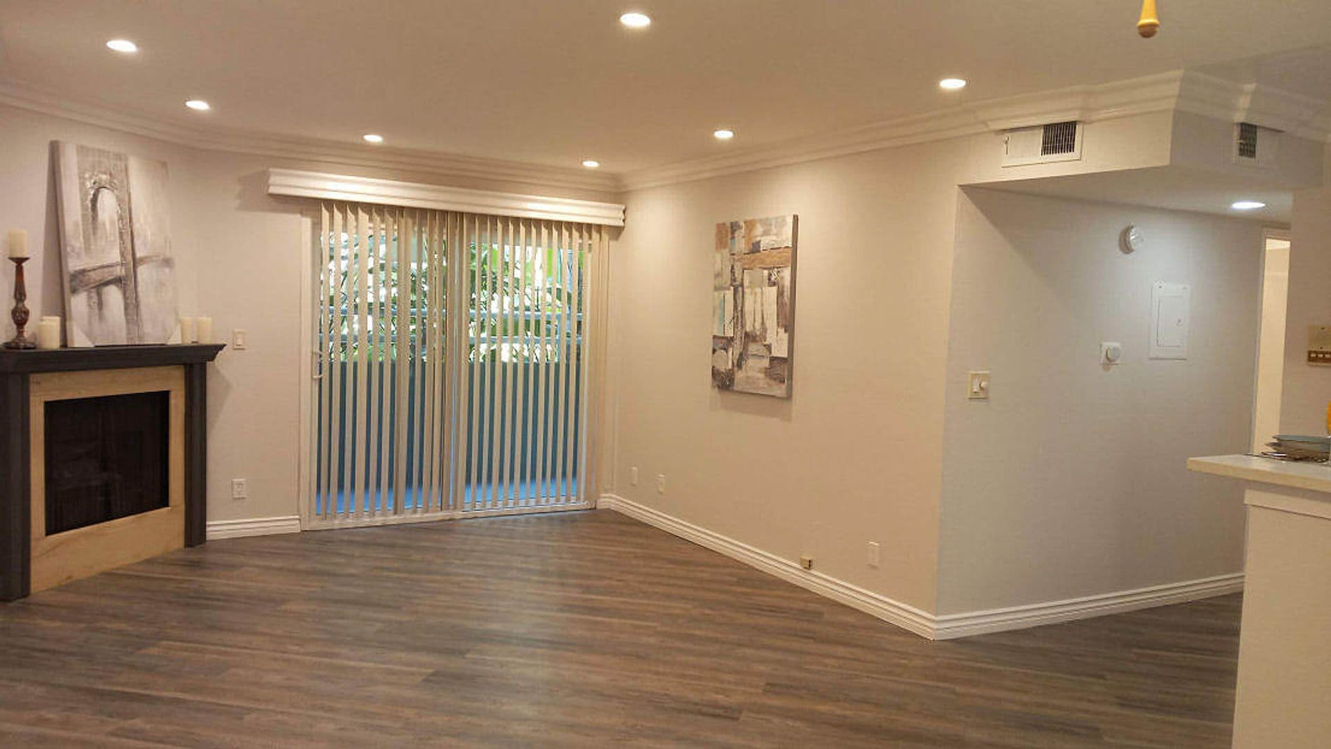 Van Nuys Apartment: 7440 N. Sepulveda Blvd.