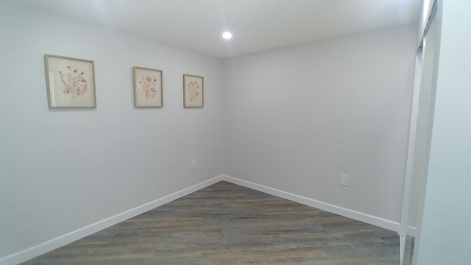 Hollywood Apartment: 940 N. Ardmore Ave.