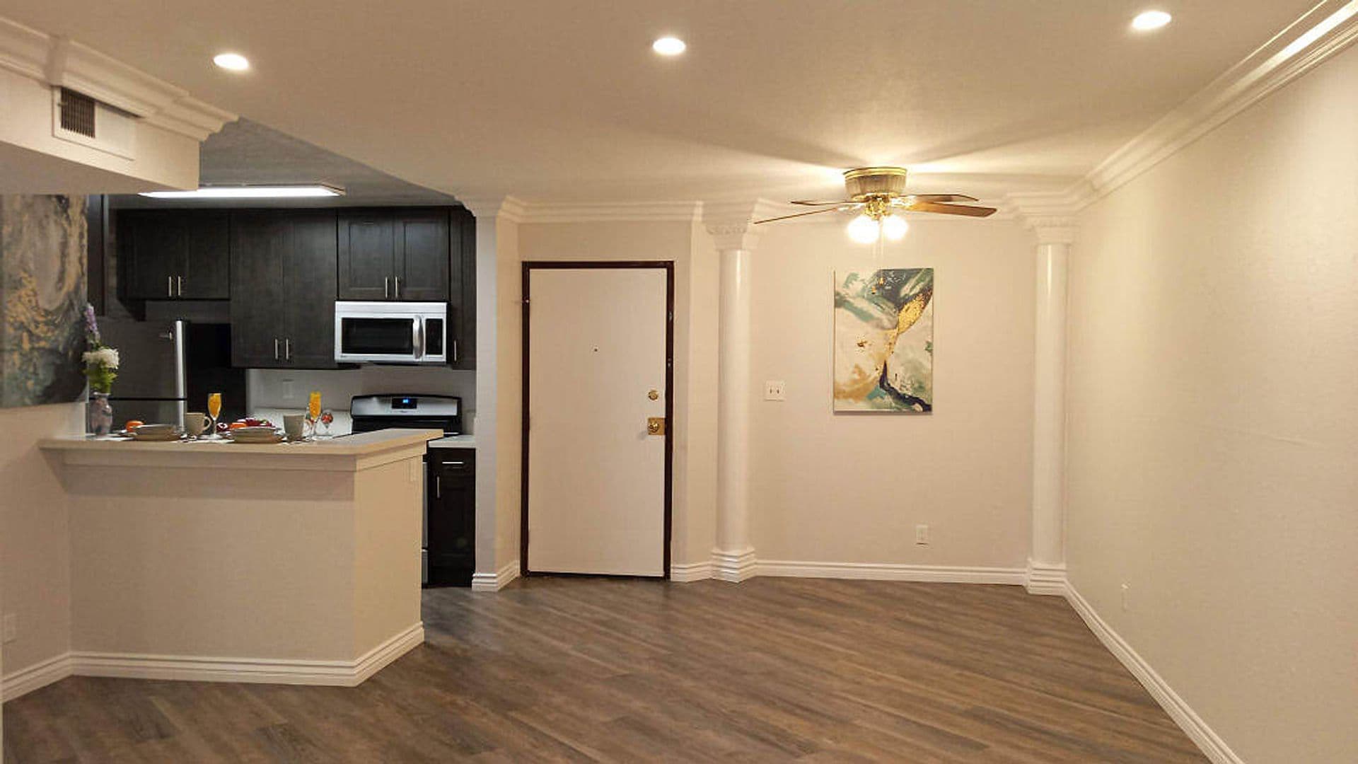 Van Nuys Apartment: 7440 N. Sepulveda Blvd.