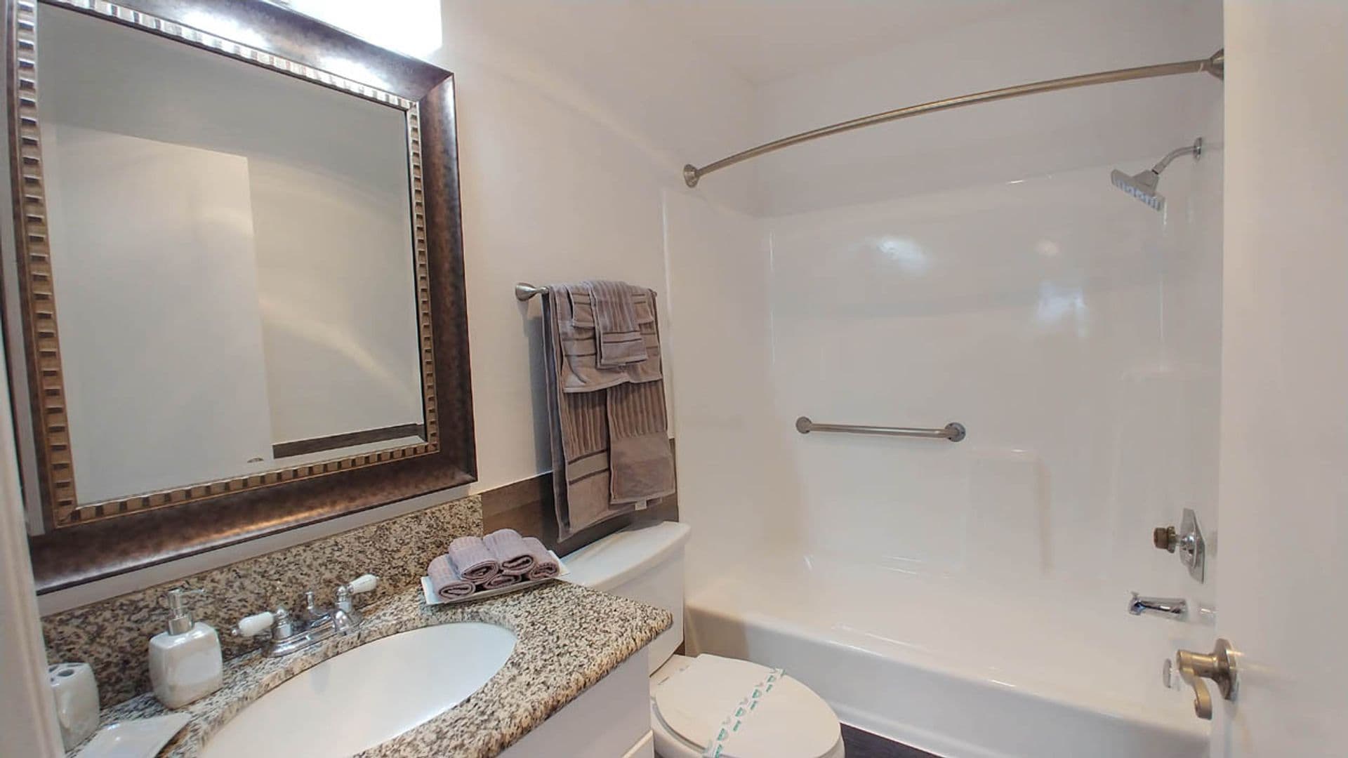 Los Angeles Apartment: 245 N. Alvarado Street