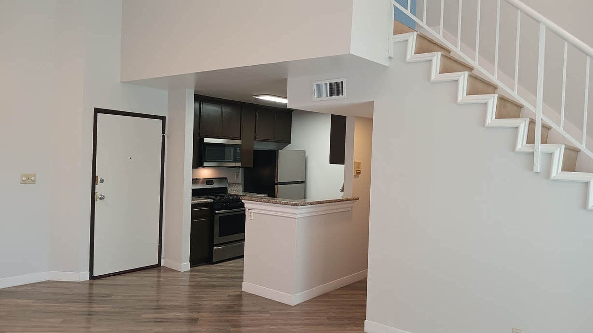 Van Nuys Apartment: 7440 N. Sepulveda Blvd.