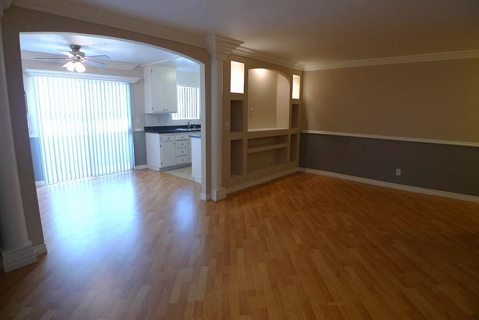 Studio City Apartment: 10937 Fruitland Dr.