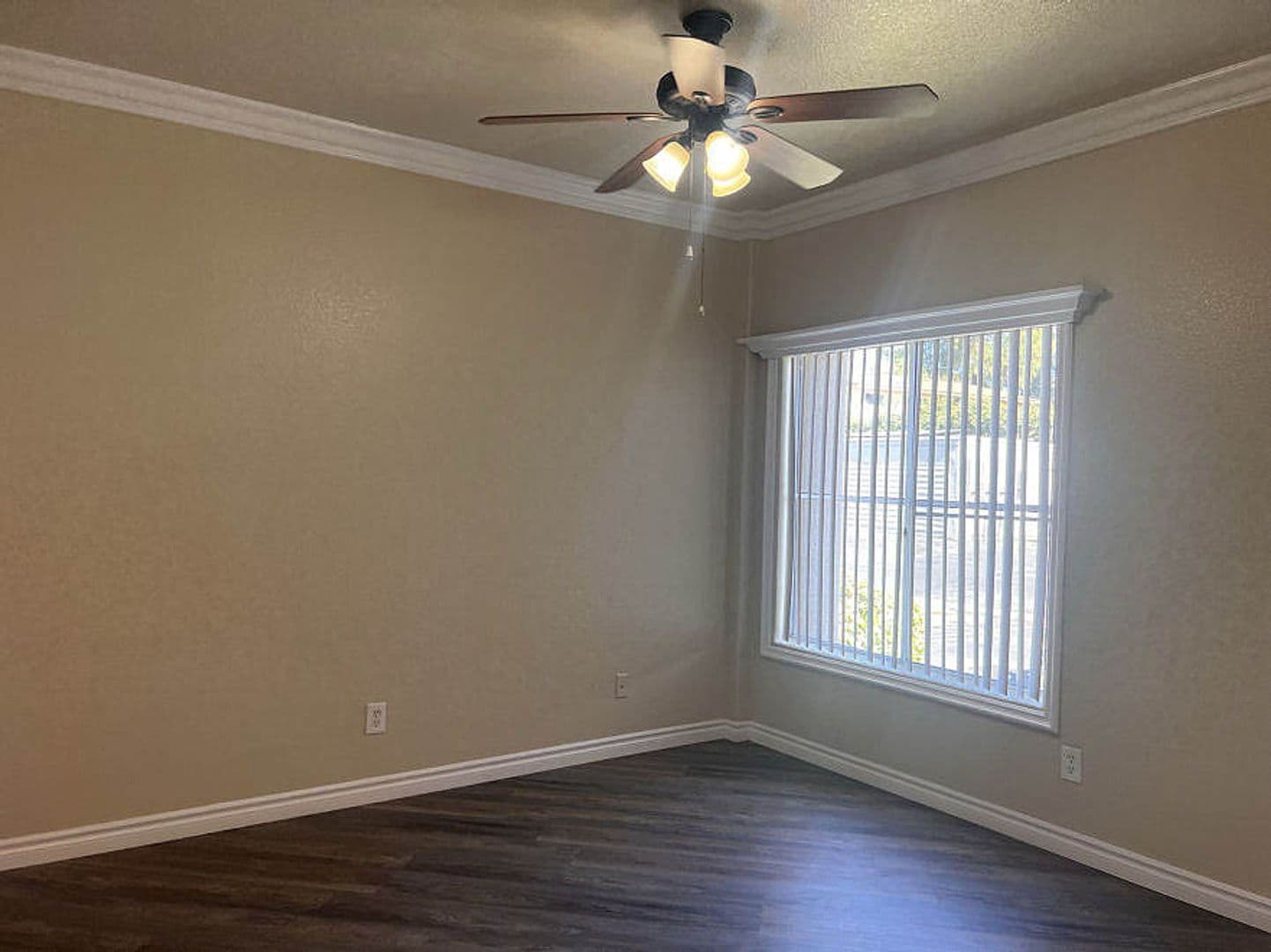 Rialto Apartment: 1414 N. Riverside Ave.