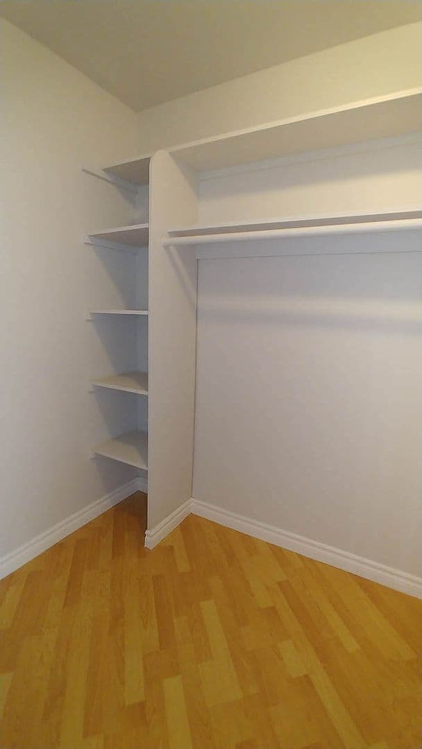 Studio City Apartment: 10937 Fruitland Dr.