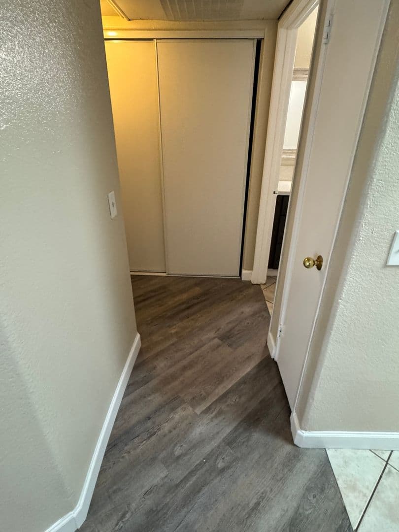 Rialto Apartment: 1414 N. Riverside Ave.