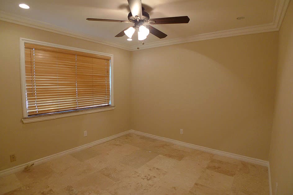 North Hills Apartment: 8950 Memory Park Ave.