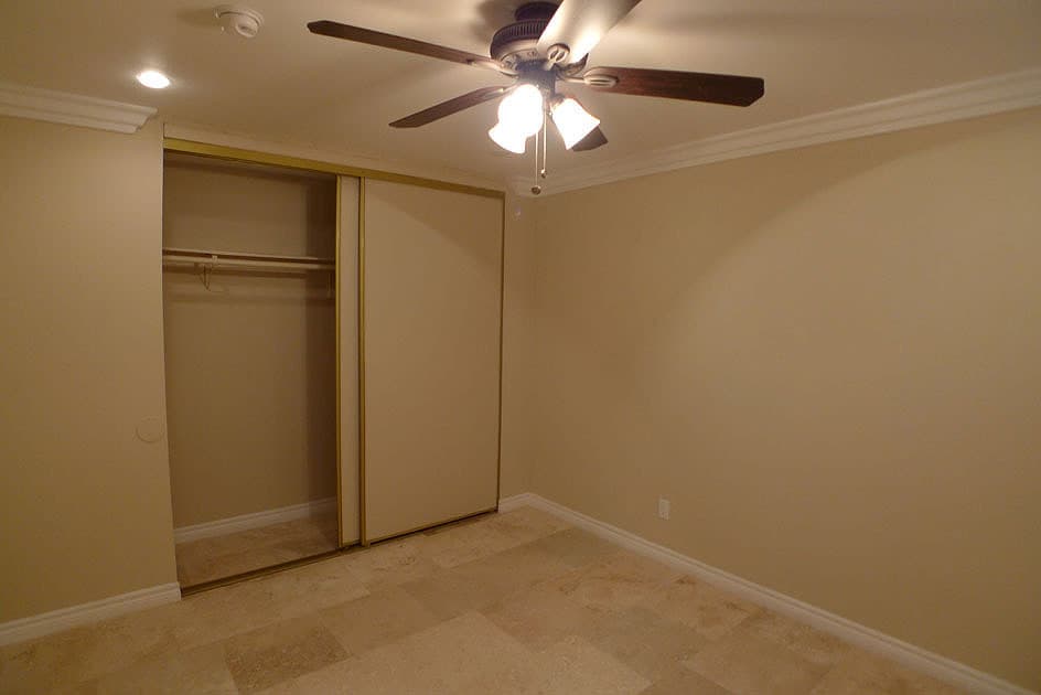 North Hills Apartment: 8950 Memory Park Ave.