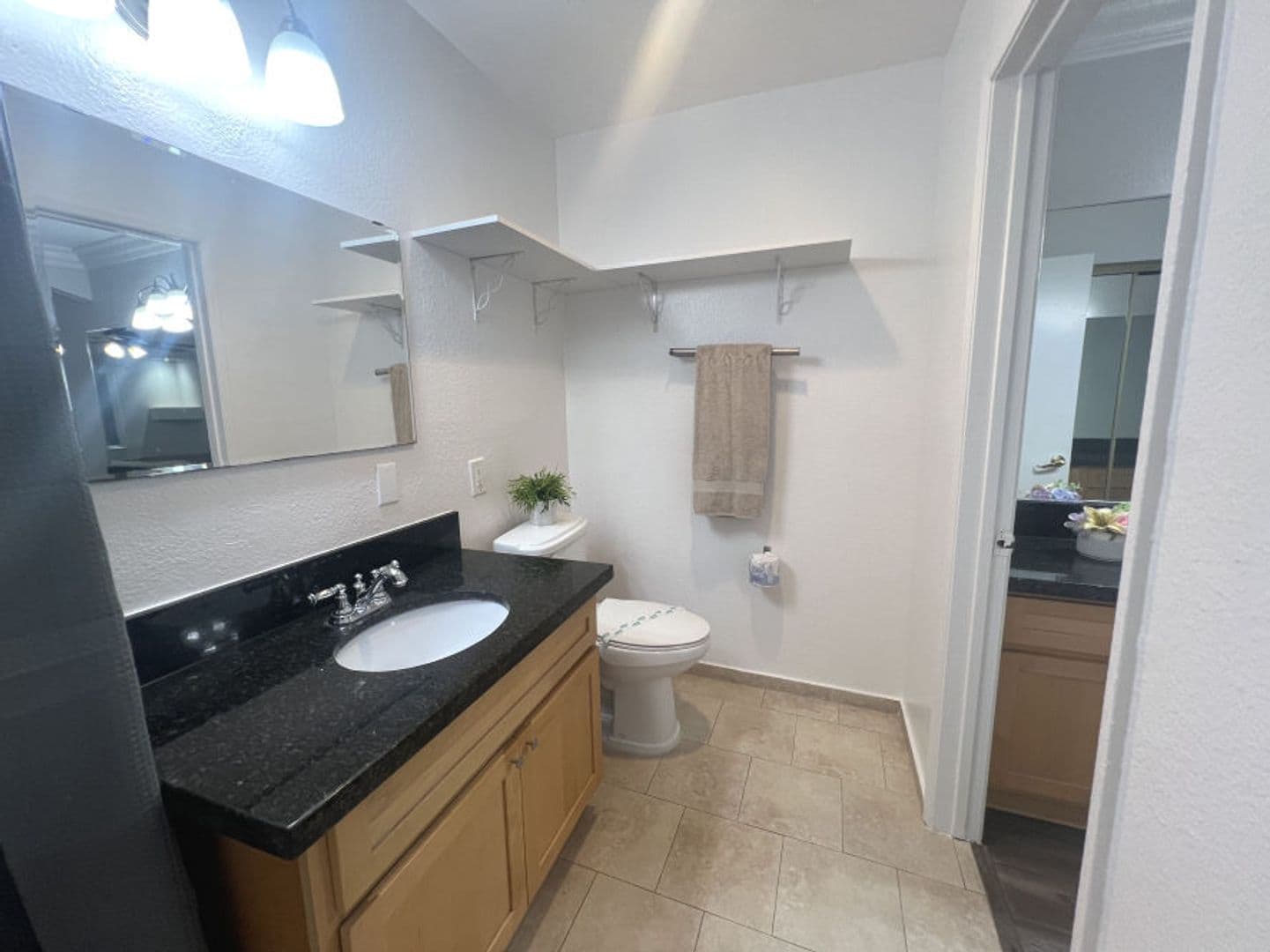 Los Angeles Apartment: 6311 Monterey Rd.