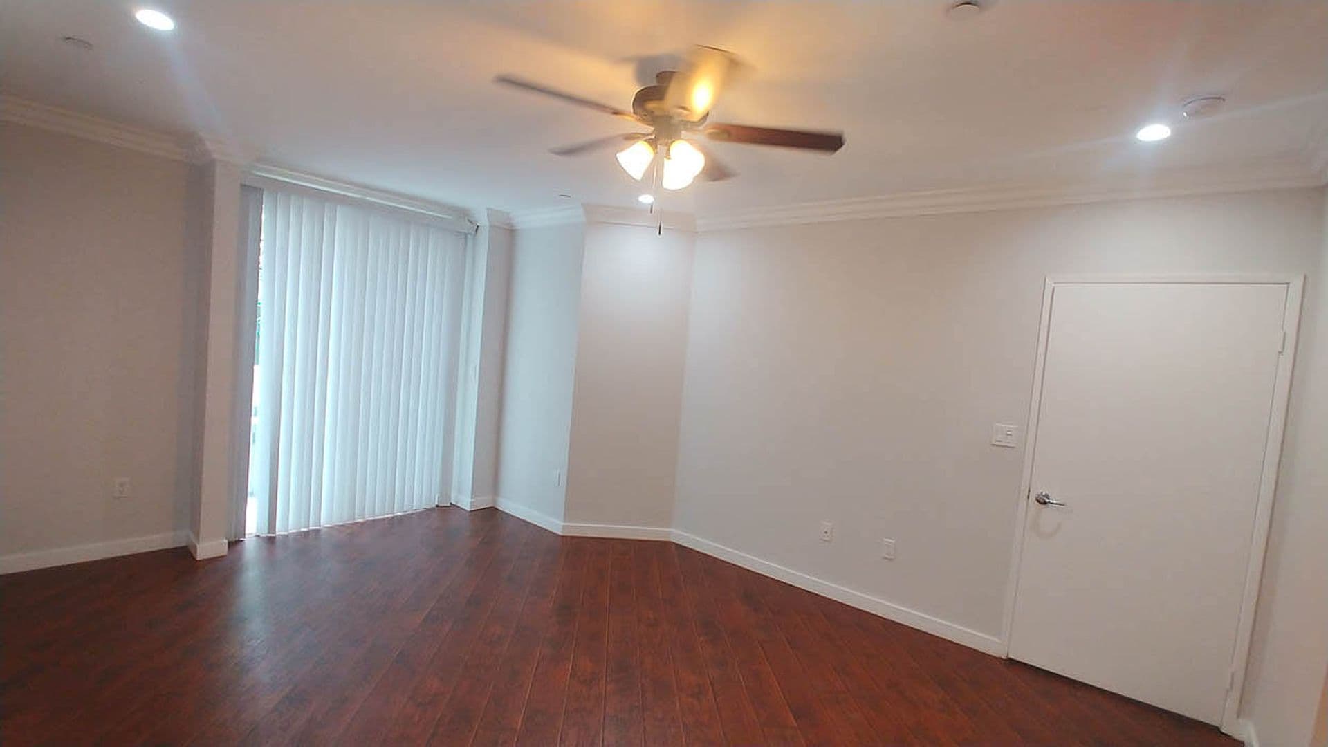 Granada Hills Apartment: 11541 Blucher Ave