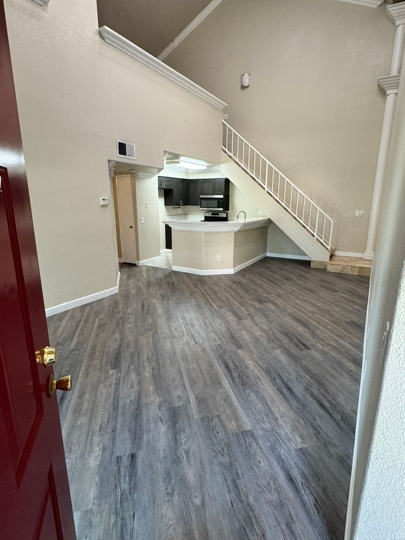 Rialto Apartment: 1414 N. Riverside Ave.