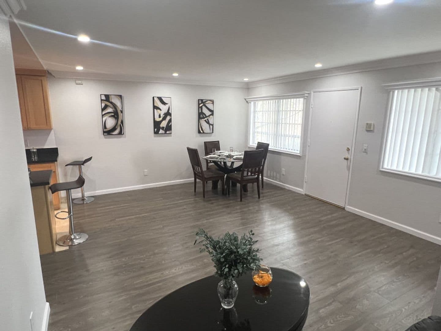 Los Angeles Apartment: 6311 Monterey Rd.