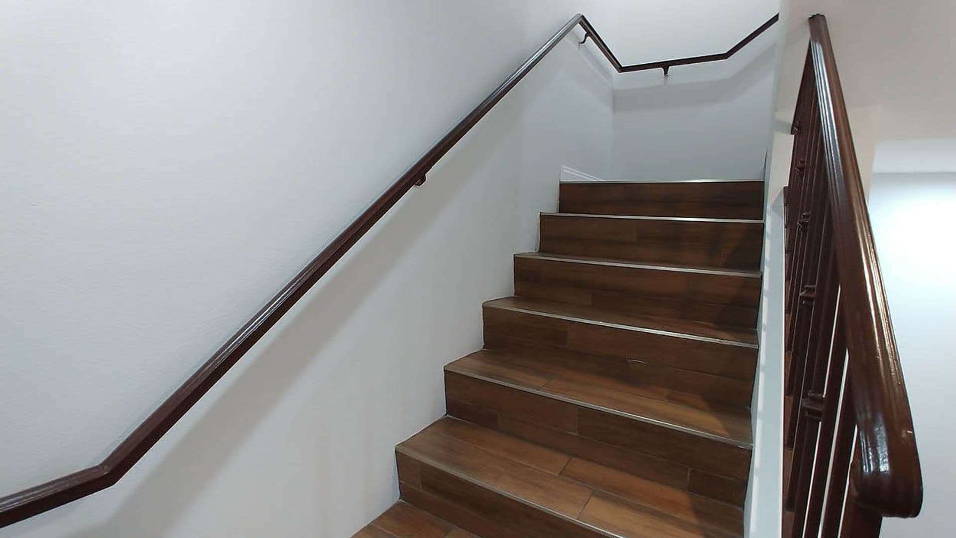 Granada Hills Apartment: 11541 Blucher Ave