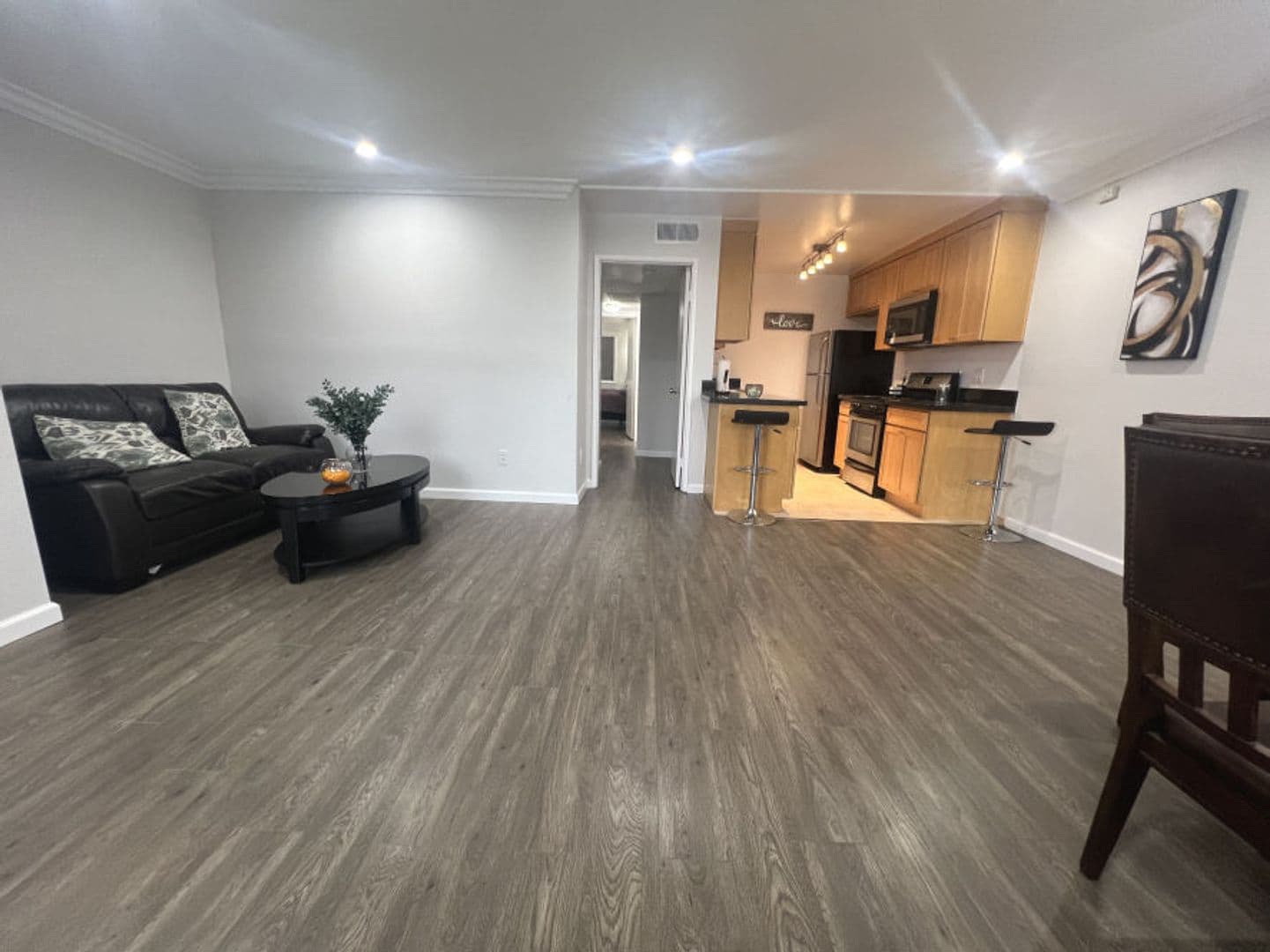 Los Angeles Apartment: 6311 Monterey Rd.