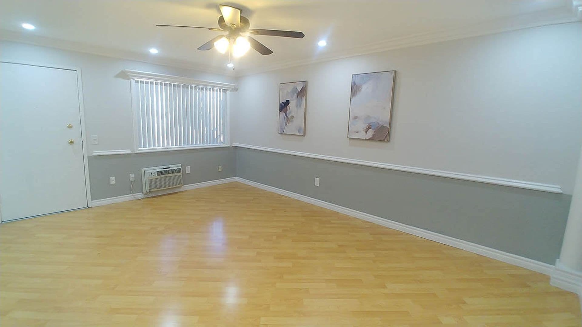 North Hollywood Apartment: 11737 Vanowen St.