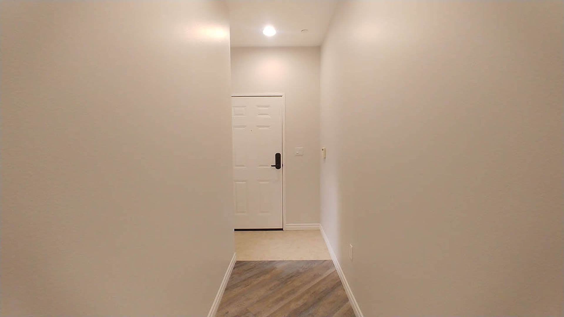 Granada Hills Apartment: 11541 Blucher Ave