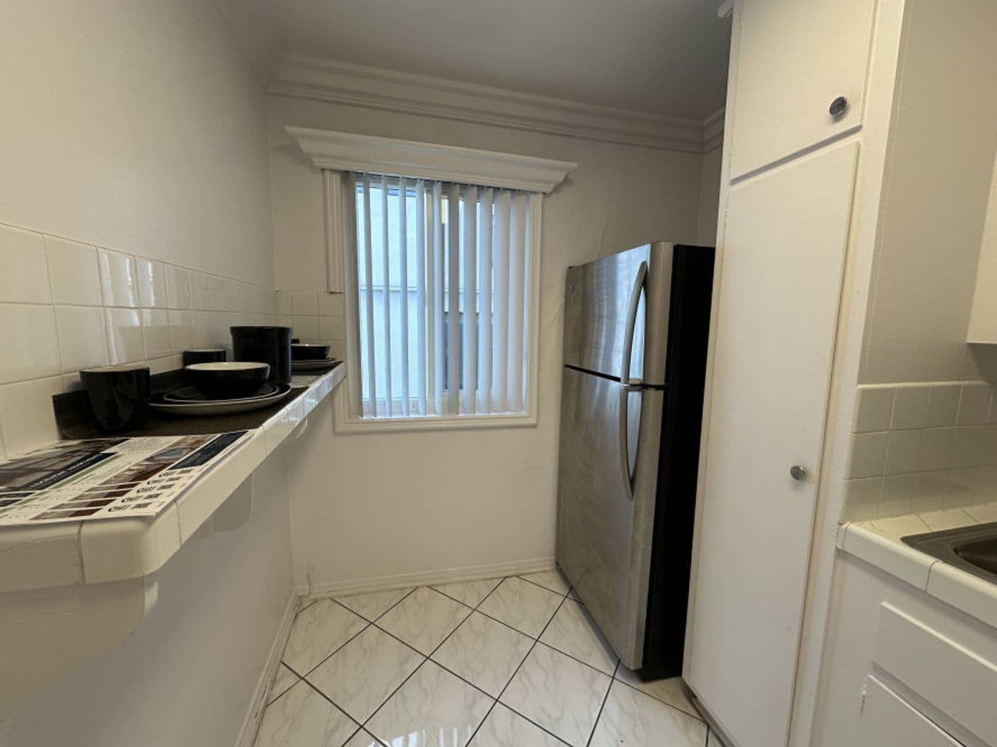 Los Angeles Apartment: 1225 N. Edgemont St.