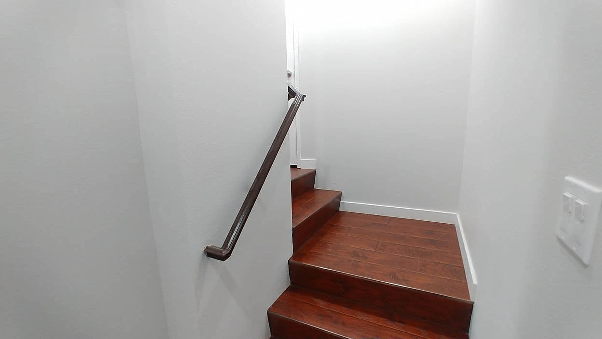 Granada Hills Apartment: 11541 Blucher Ave