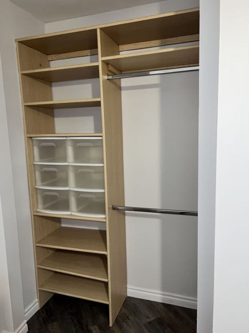 North Hills Apartment: 8950 Memory Park Ave.