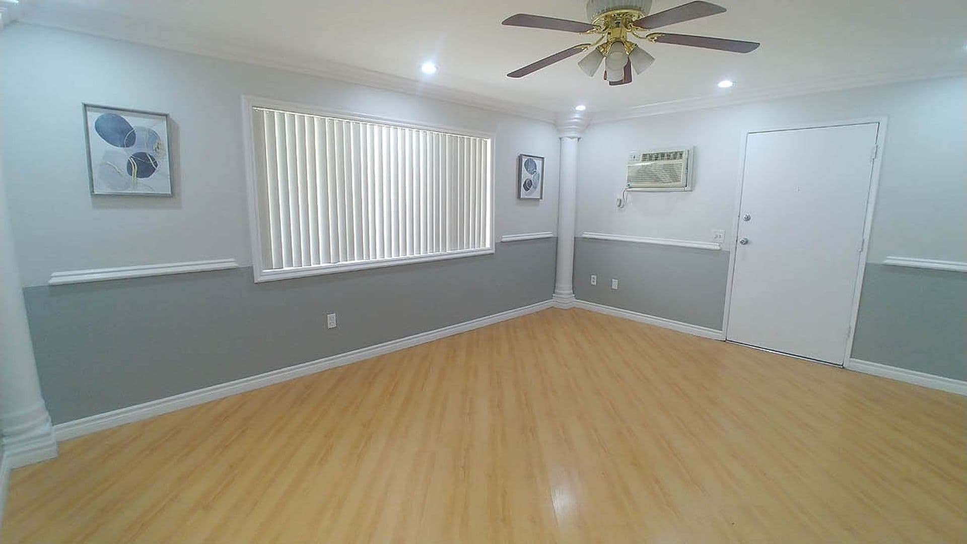 North Hollywood Apartment: 11737 Vanowen St.