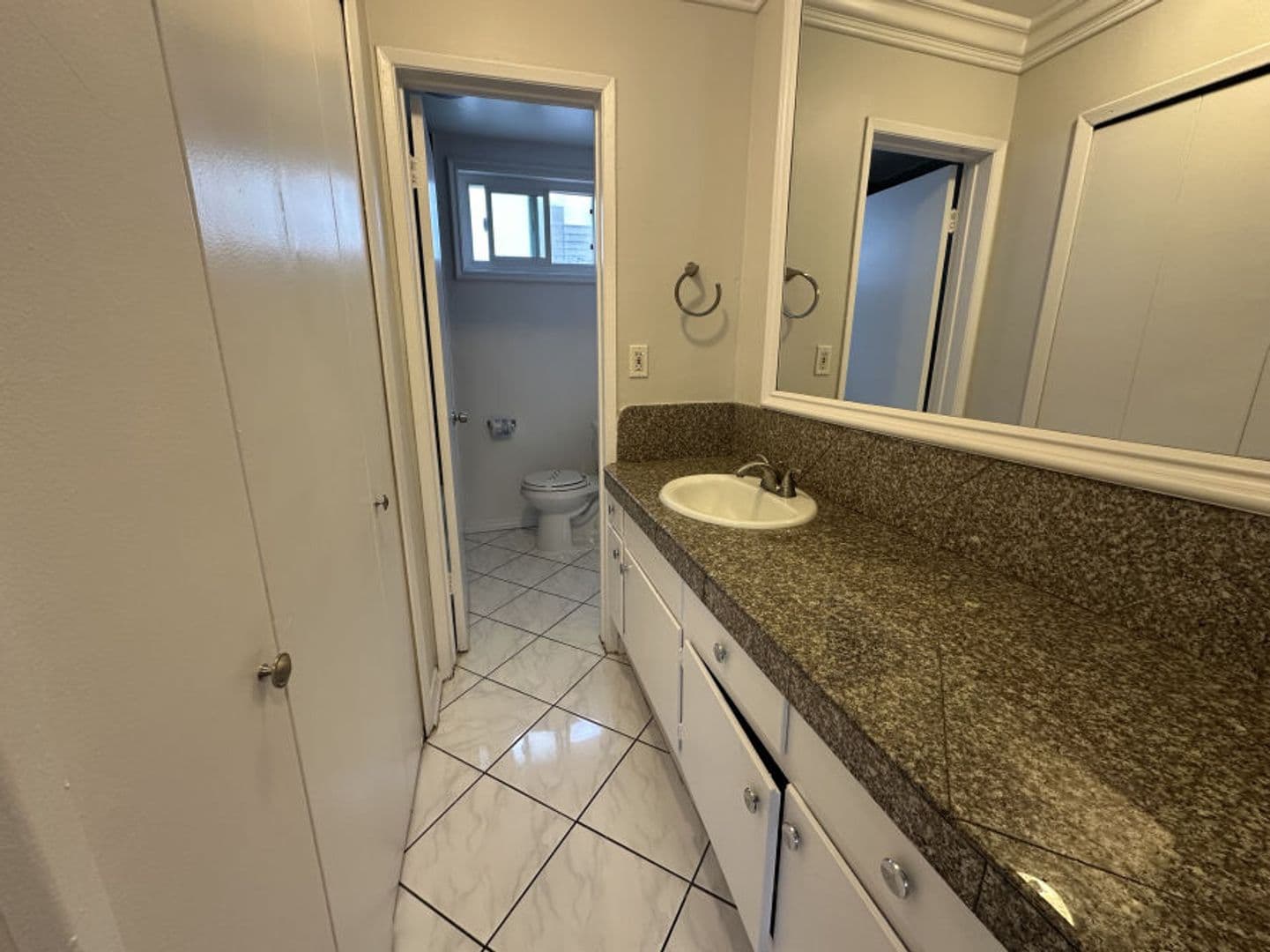 Los Angeles Apartment: 1225 N. Edgemont St.