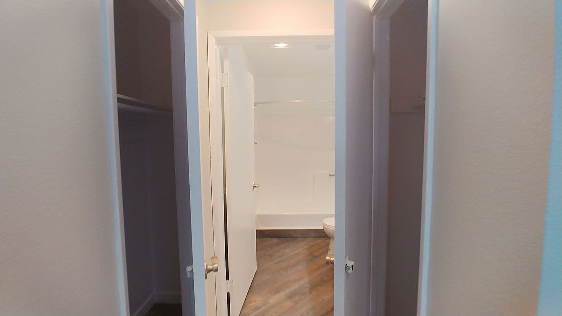 Toluca Lake Apartment: 10741 Camarillo St.