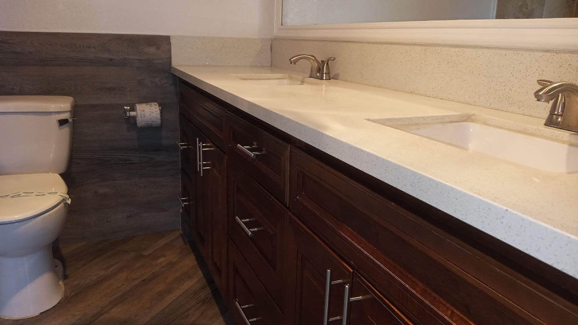 Van Nuys Apartment: 7440 N. Sepulveda Blvd.