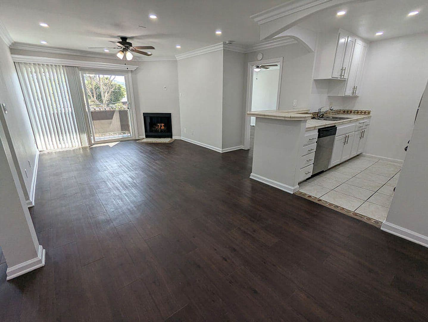 Toluca Lake Apartment: 10741 Camarillo St.