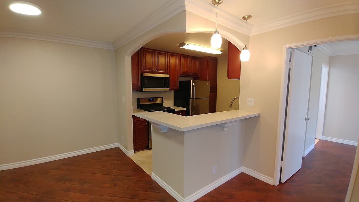 Toluca Lake Apartment: 10741 Camarillo St.