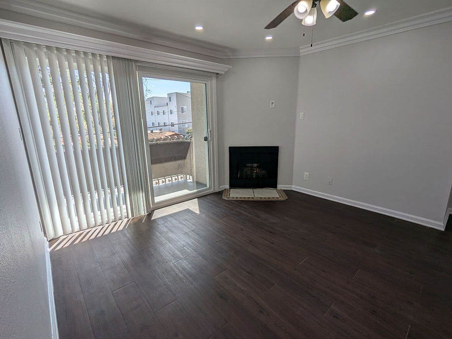 Toluca Lake Apartment: 10741 Camarillo St.