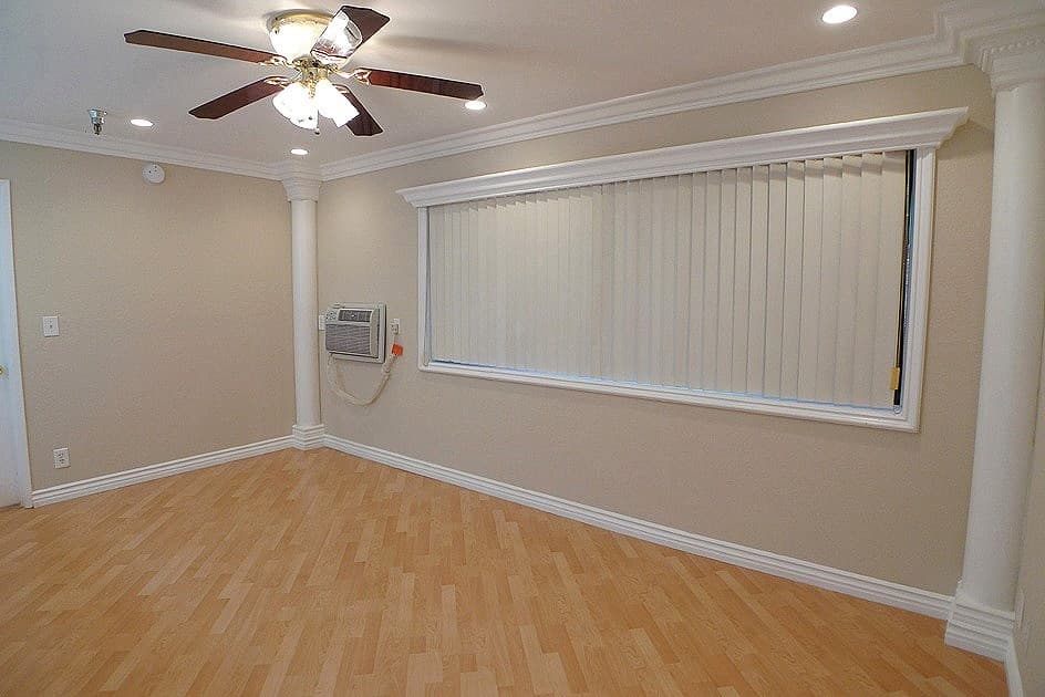 Hollywood Hills Apartment: 2069 N. Argyle Ave.