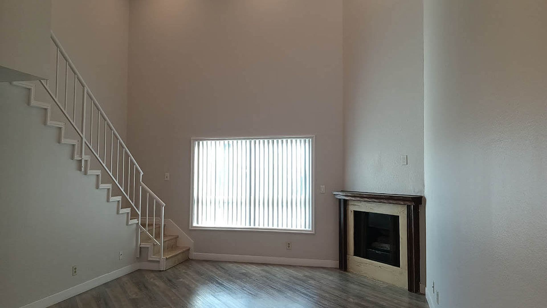 Van Nuys Apartment: 7440 N. Sepulveda Blvd.
