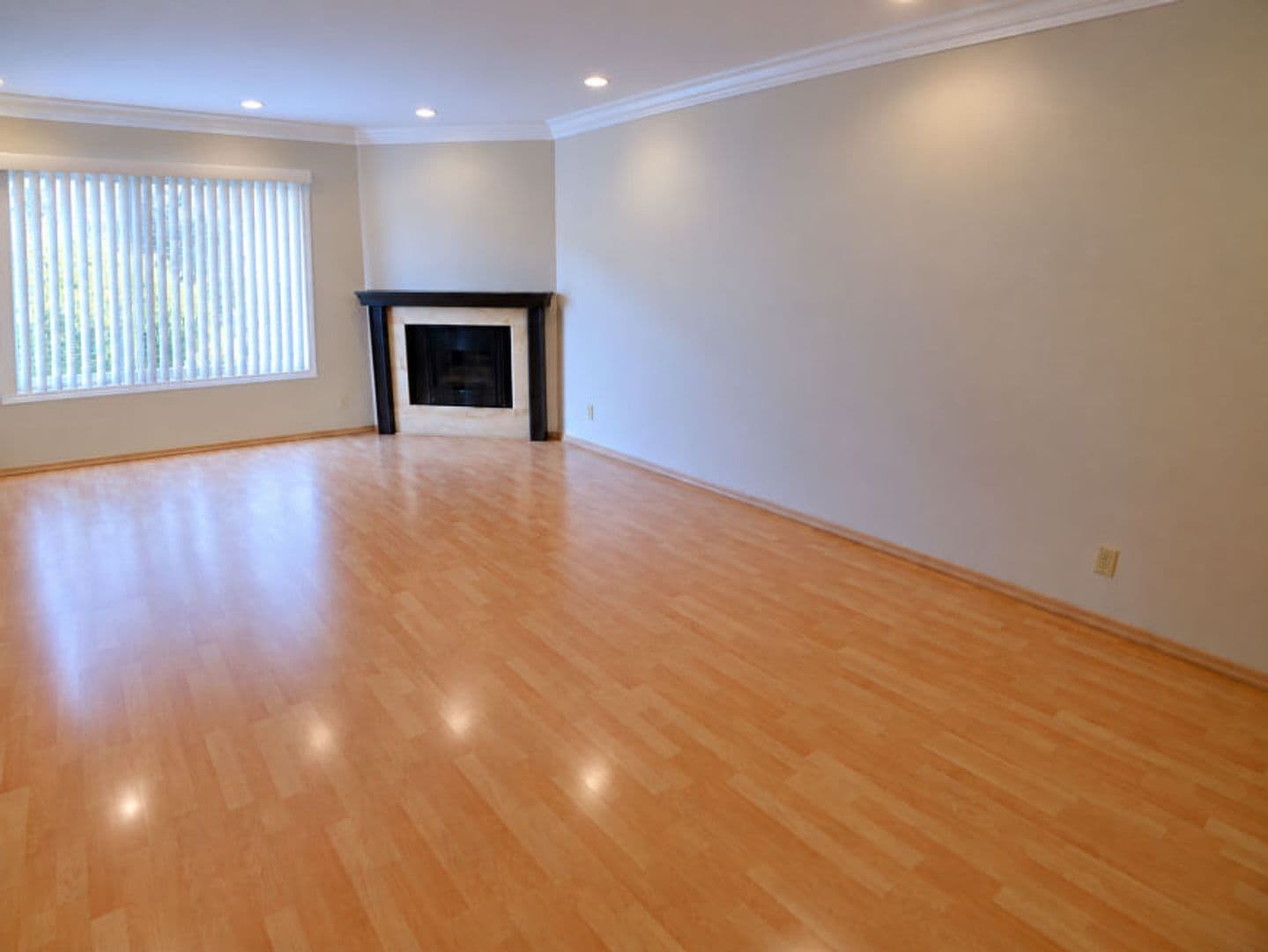 Van Nuys Apartment: 7440 N. Sepulveda Blvd.