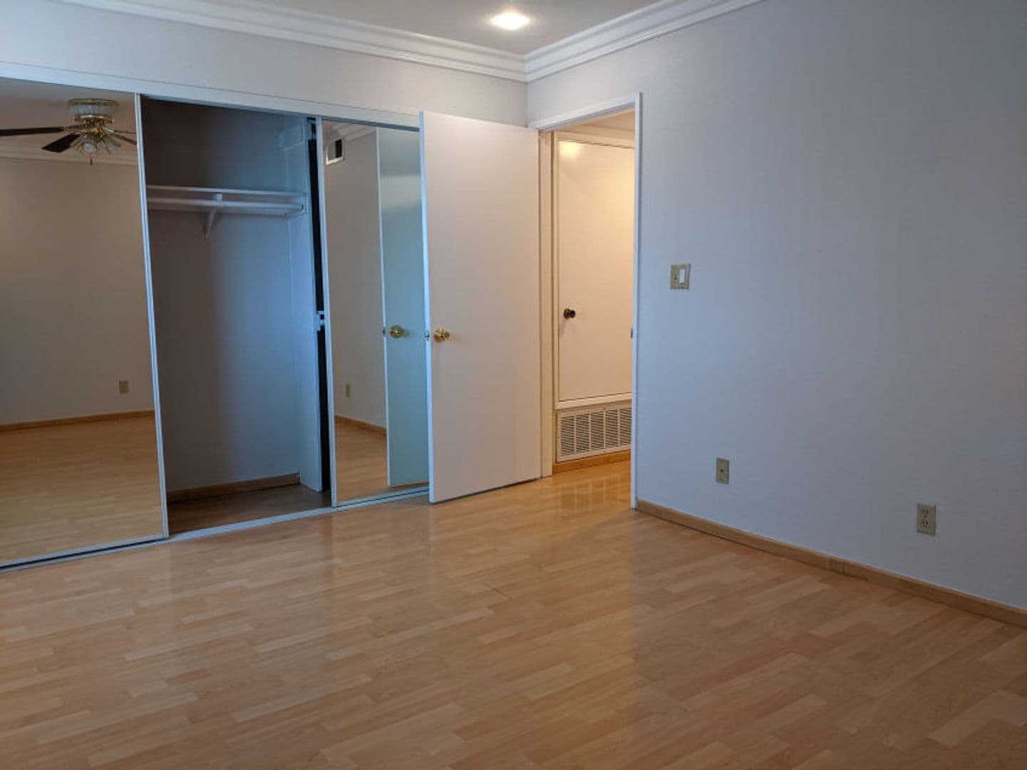 Van Nuys Apartment: 7440 N. Sepulveda Blvd.
