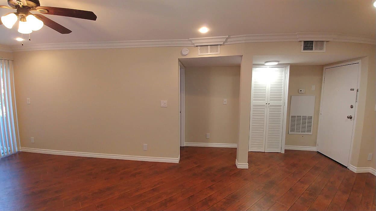 Toluca Lake Apartment: 10741 Camarillo St.