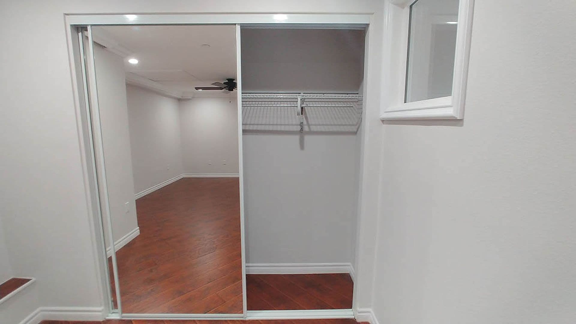 Granada Hills Apartment: 11541 Blucher Ave