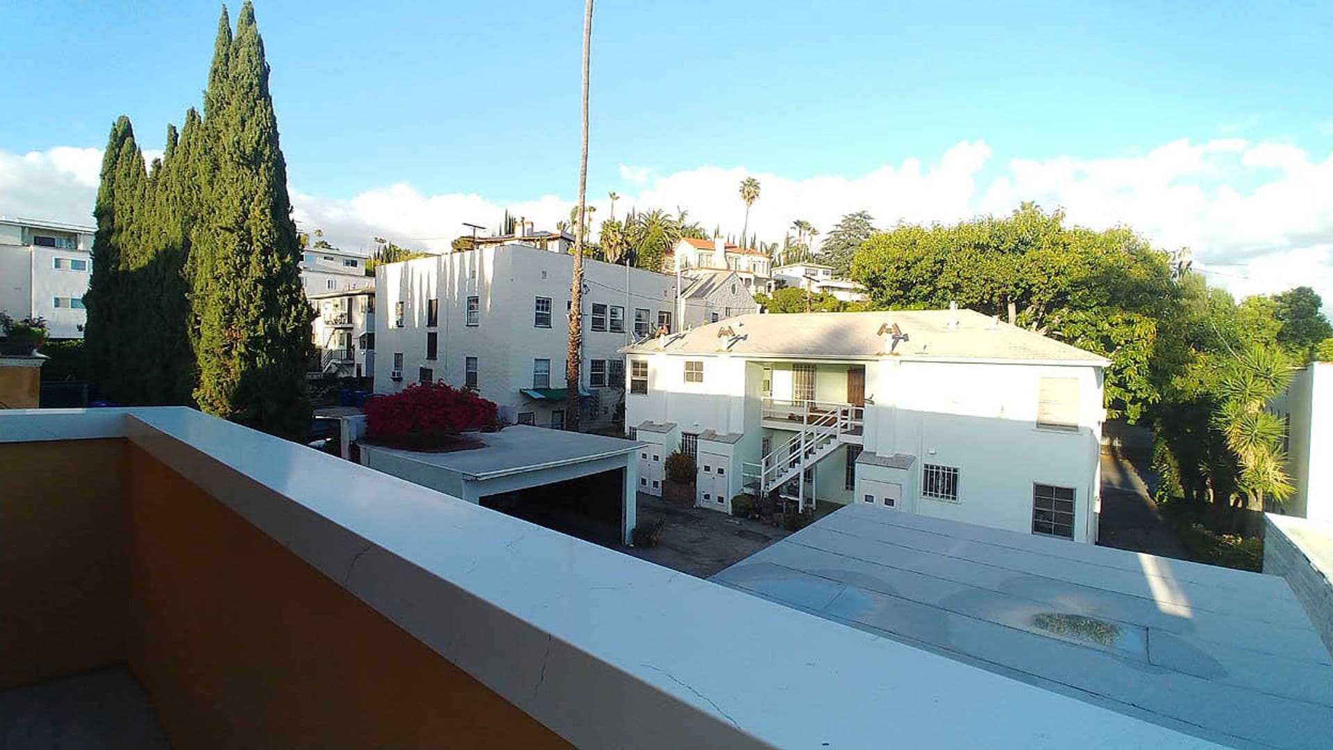 Hollywood Hills Apartment: 2020 N. Beachwood Dr.