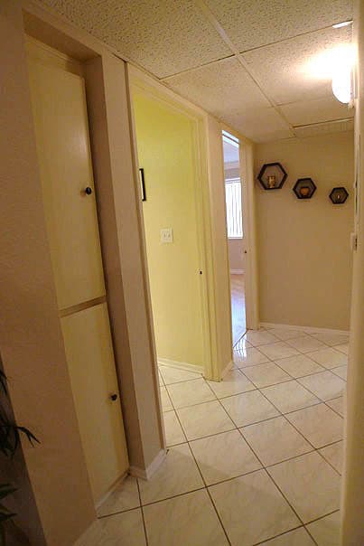 Van Nuys Apartment: 13805 Sherman Way
