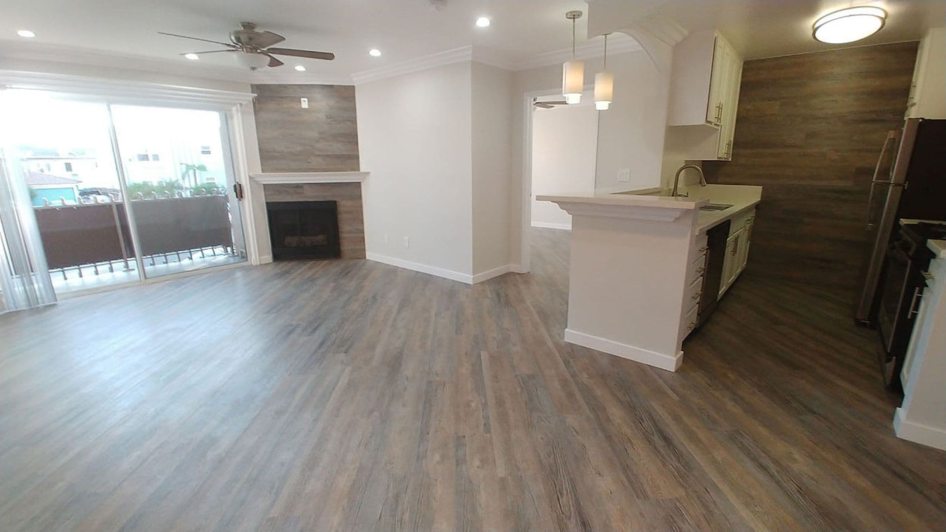 Toluca Lake Apartment: 10741 Camarillo St.