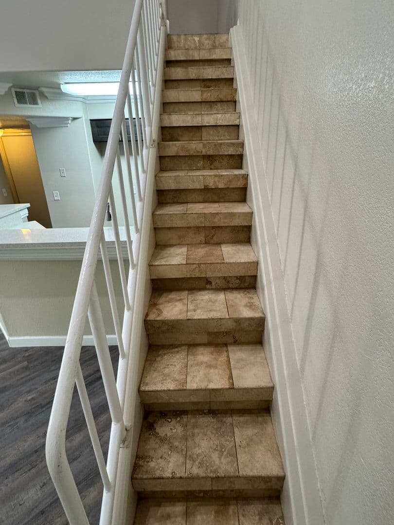 Rialto Apartment: 1414 N. Riverside Ave.