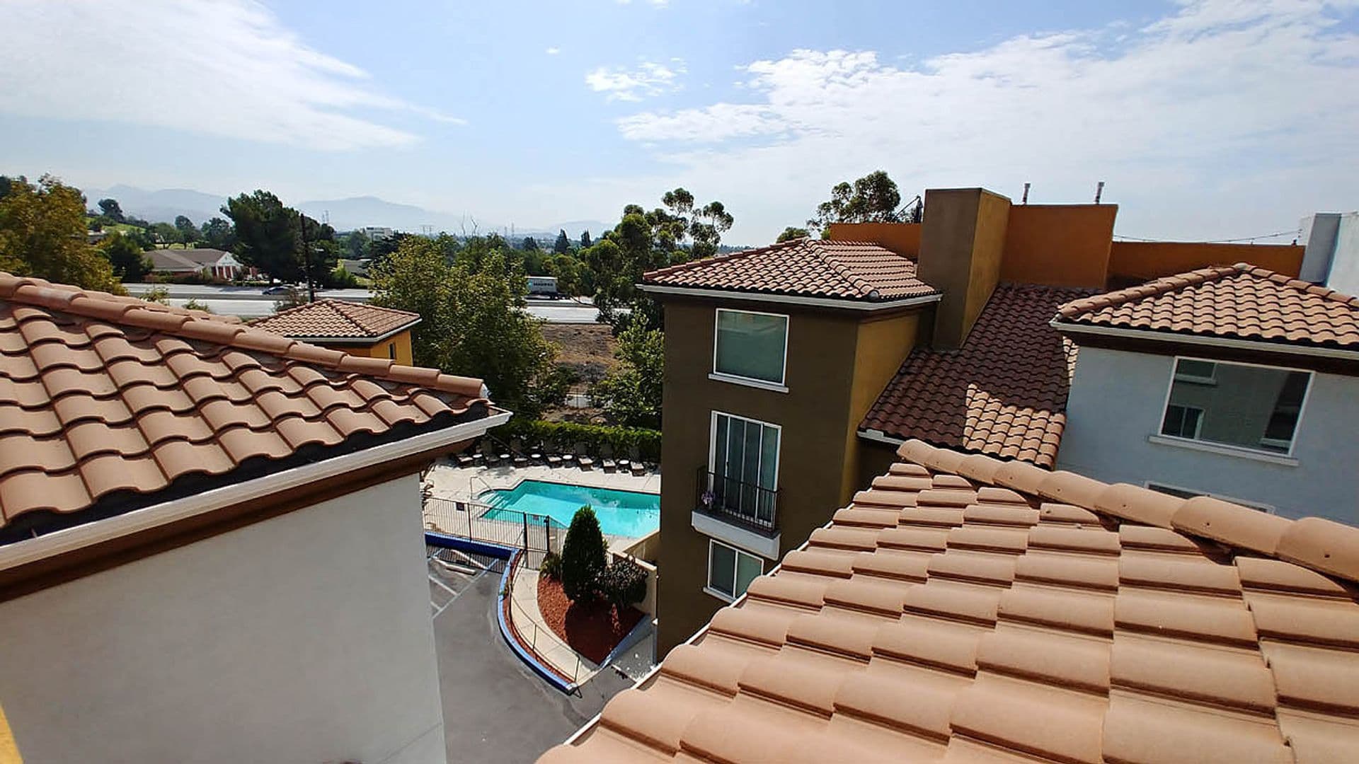 Granada Hills Apartment: 11541 Blucher Ave