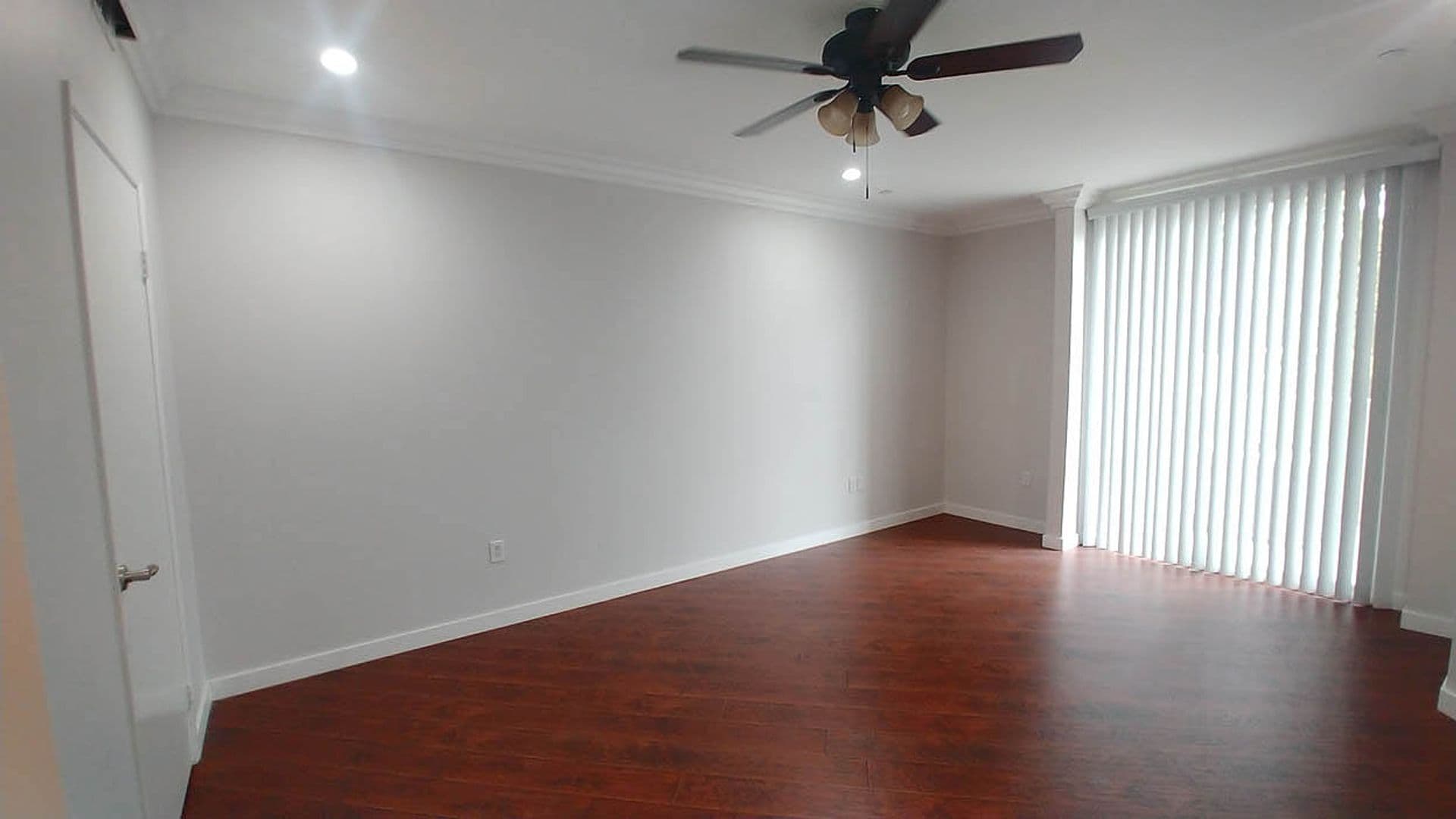 Granada Hills Apartment: 11541 Blucher Ave