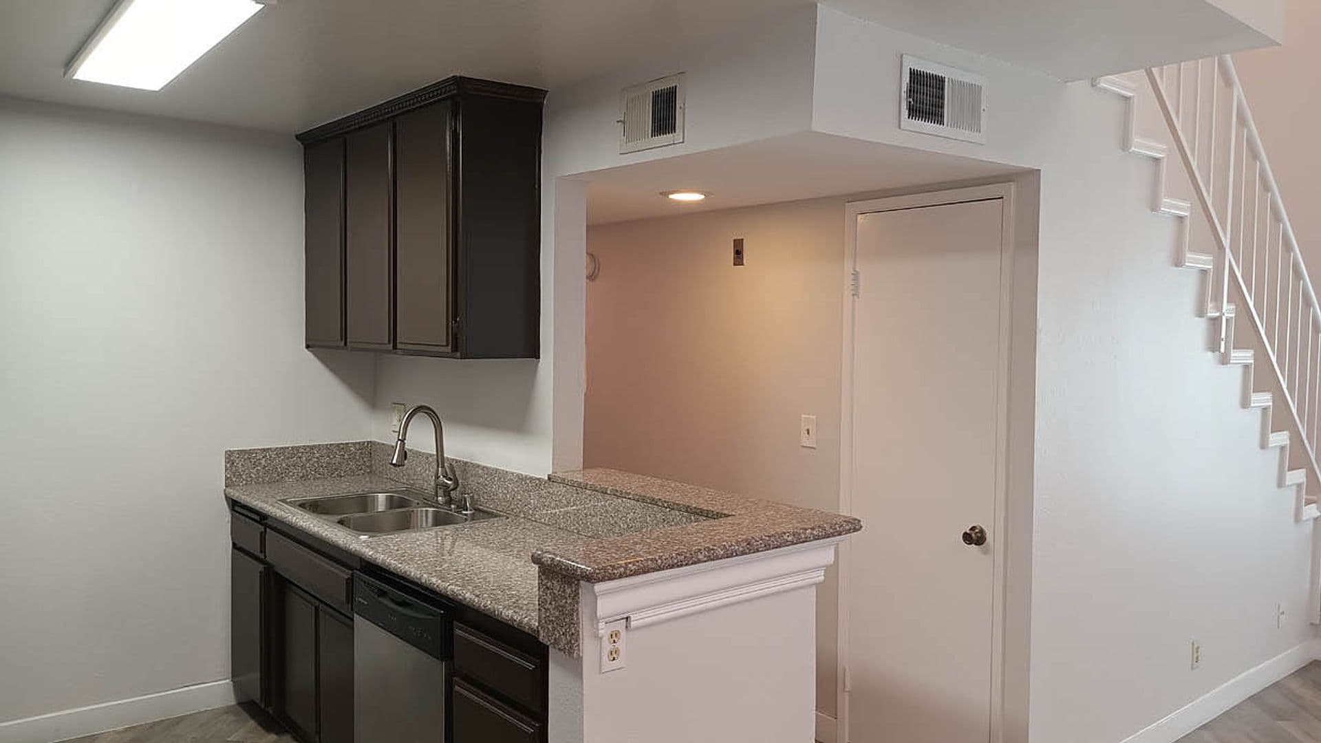 Van Nuys Apartment: 7440 N. Sepulveda Blvd.