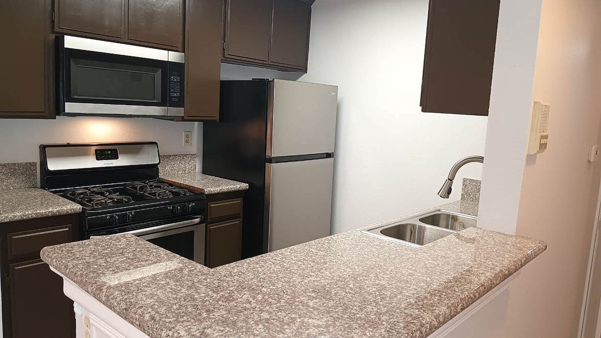 Van Nuys Apartment: 7440 N. Sepulveda Blvd.