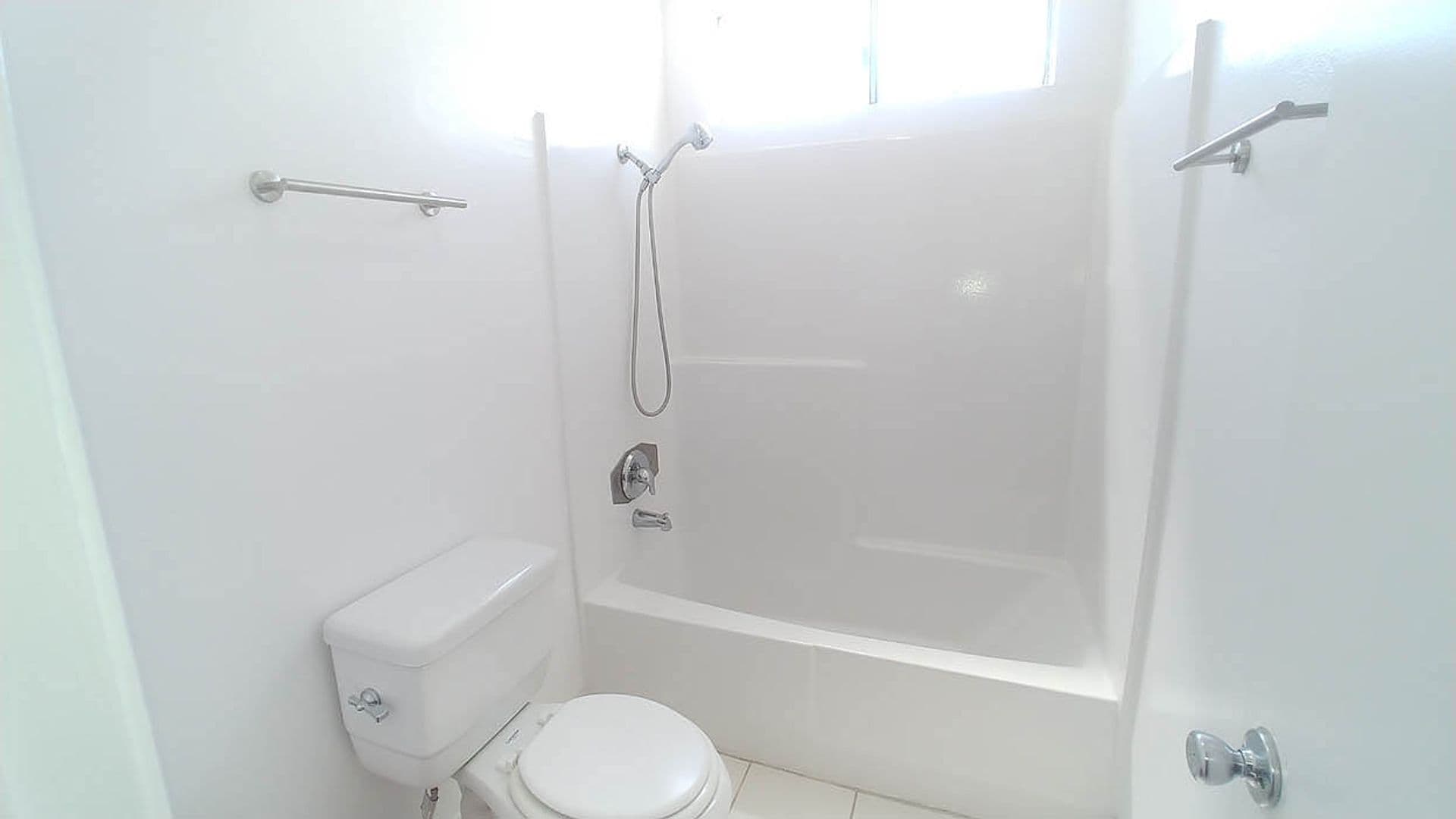 North Hollywood Apartment: 11737 Vanowen St.
