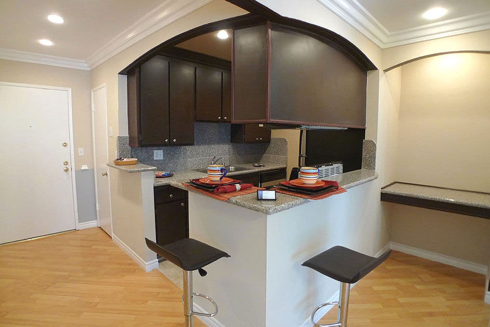 Studio City Apartment: 10937 Fruitland Dr.