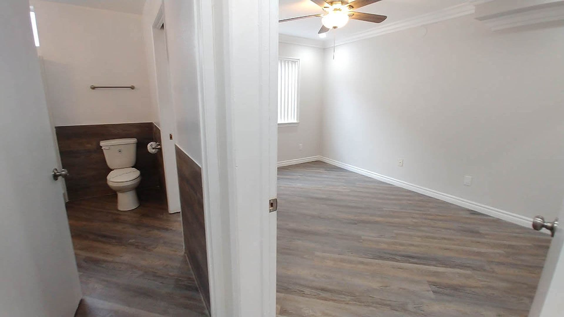Panorama City Apartment: 14242 Roscoe Blvd.