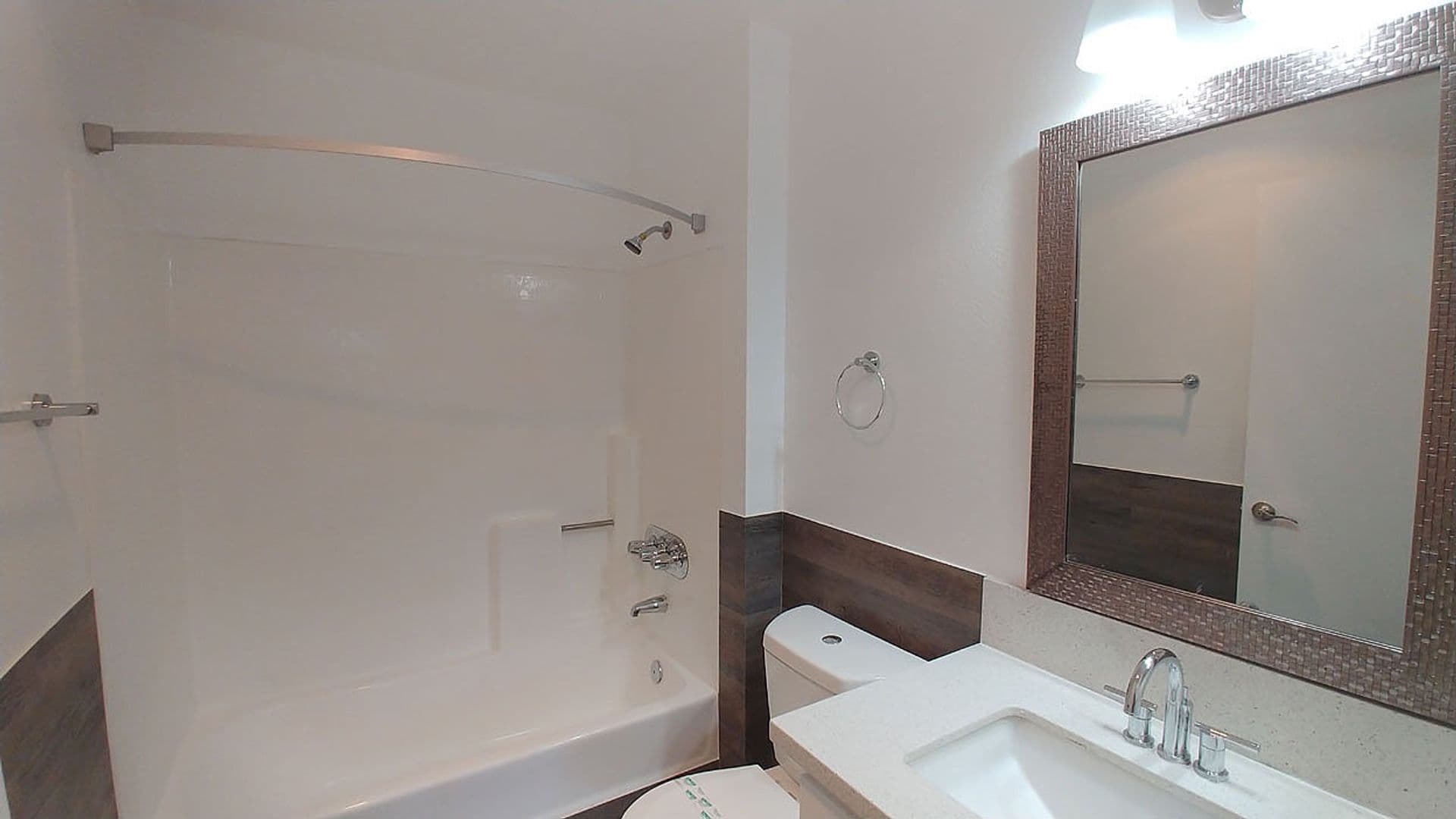 Toluca Lake Apartment: 10741 Camarillo St.