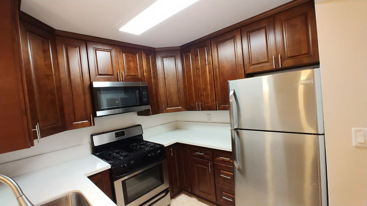 Toluca Lake Apartment: 10741 Camarillo St.