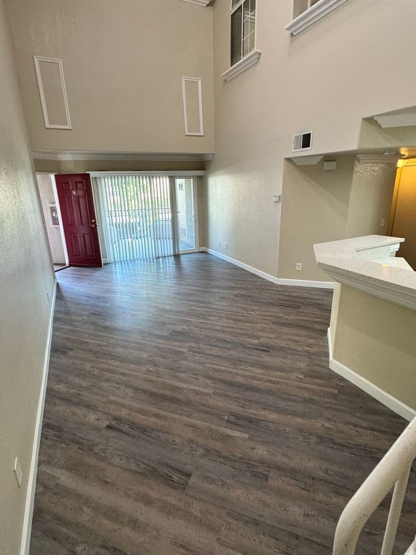 Rialto Apartment: 1414 N. Riverside Ave.